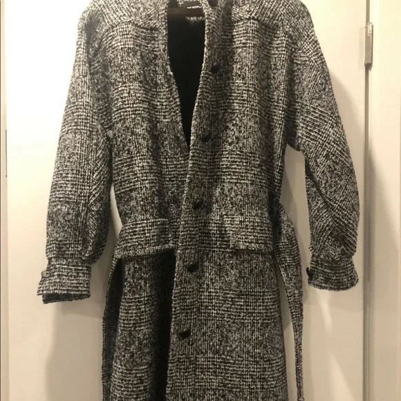 The Kooples BLACK WOOL COAT WITH HIGH NECK. Condition is "New with tags". - Picture 5 of 6